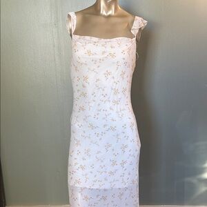 Chic Strapless Floral Dress in White